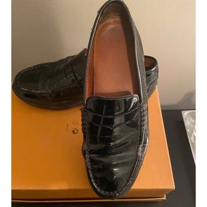Tods Black Patent Leather Loafer _Size 6.5